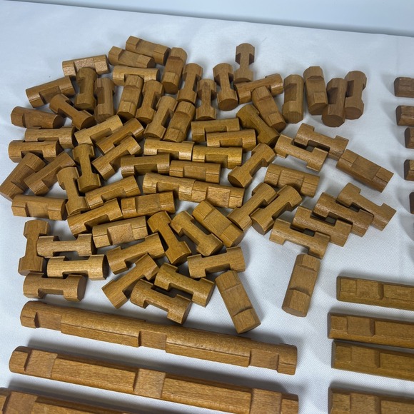 Lot Of 118 Clean Wooden Lincoln Logs And Roof Pieces For Building K'NEX 2014 - Picture 9 of 10